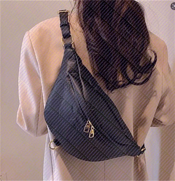 2025 Emed Letter Bum Bag For Man Crossbody Belt Bags Women Designer wer Chest Bumbag Fann Pack V Purse Cross Body Bumbags, T14
2025 Emed Letter Bum Bag For Man Crossbody Belt Bags Women Designer wer Chest Bumbag Fann Pack V Purse Cross Body Bumbags, T14