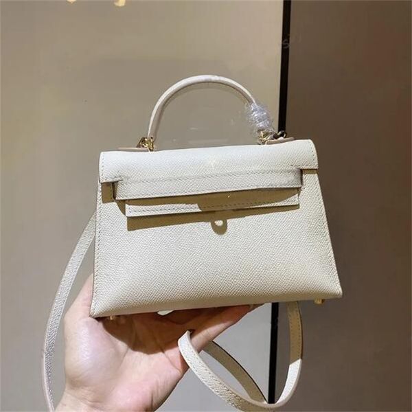 Designer shoulder bag mini bag tote bag Luxury women purse crossbody bag genuine leather classic handbag with portable top quality cowhide Fashion Evening Bags, Pink
Designer shoulder bag mini bag tote bag Luxury women purse crossbody bag genuine leather classic handbag with portable top quality cowhide Fashion Evening Bags, Pink