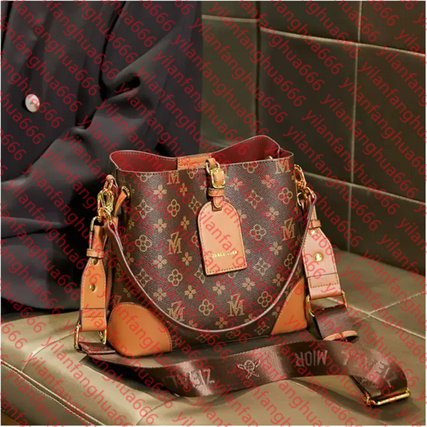 luxurys designer bag puese crossbody shoulder bags for designer women bag the tote men purses designer bag woman handbag cross body designer backpack bucket mini bag, 11#
luxurys designer bag puese crossbody shoulder bags for designer women bag the tote men purses designer bag woman handbag cross body designer backpack bucket mini bag, 11#