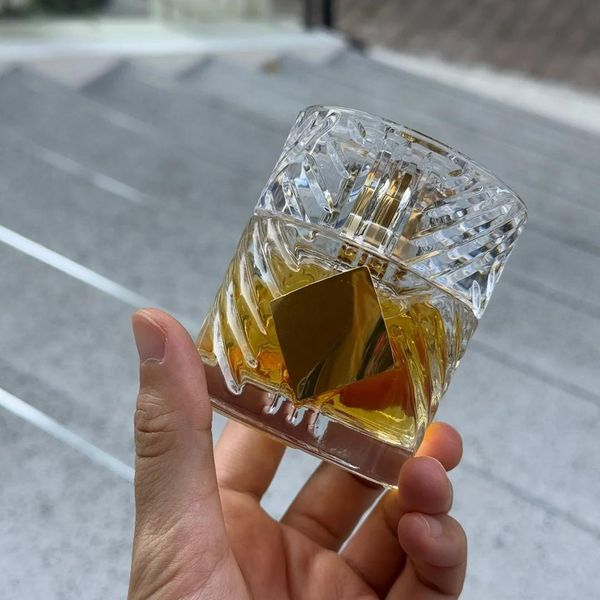 2025 Men Women Perfume Parfum 50ml 100ml Spray Cologne Love Shy Long Lasting High Fragrance top quality fast delivery EDP Cologne Eau De Parfum Intense
2025 Men Women Perfume Parfum 50ml 100ml Spray Cologne Love Shy Long Lasting High Fragrance top quality fast delivery EDP Cologne Eau De Parfum Intense
