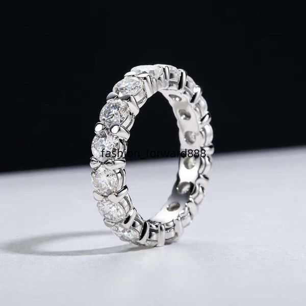 Iced 3mm D color VVS silica sterling silver ring, wedding engagement high-end jewelry ring
Iced 3mm D color VVS silica sterling silver ring, wedding engagement high-end jewelry ring