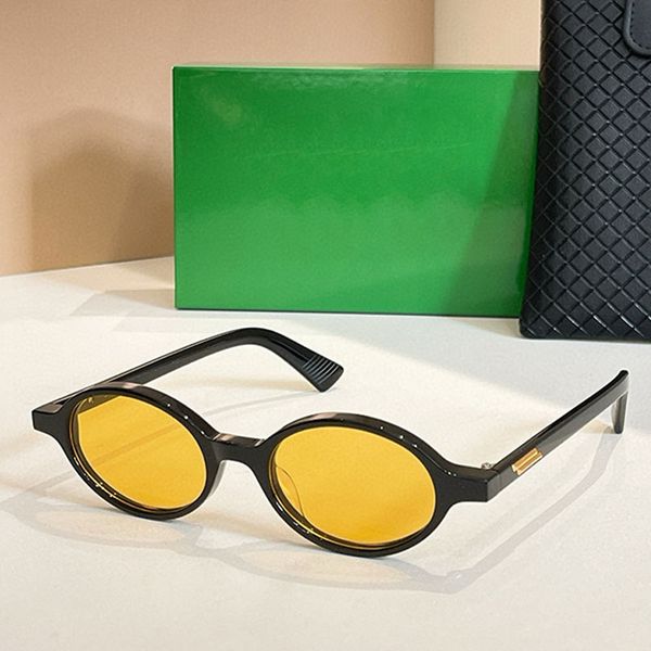 Vintage Occhiali da sole Classic Oval Sunglasses 2680U Women Men New Populaire Personalized Yellow Lenses Eyewear Designers Narrow Frame Outdoor Sunglasses
Vintage Occhiali da sole Classic Oval Sunglasses 2680U Women Men New Populaire Personalized Yellow Lenses Eyewear Designers Narrow Frame Outdoor Sunglasses