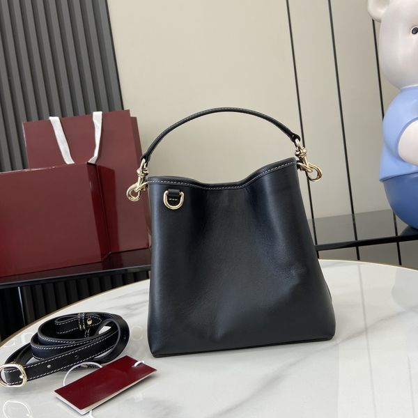 10A new evening bag high quality handbag large capacity Canvas tote beach bag bucket bag Steeple stamp Handmade Genuine Leather...C2, A1
10A new evening bag high quality handbag large capacity Canvas tote beach bag bucket bag Steeple stamp Handmade Genuine Leather...C2, A1