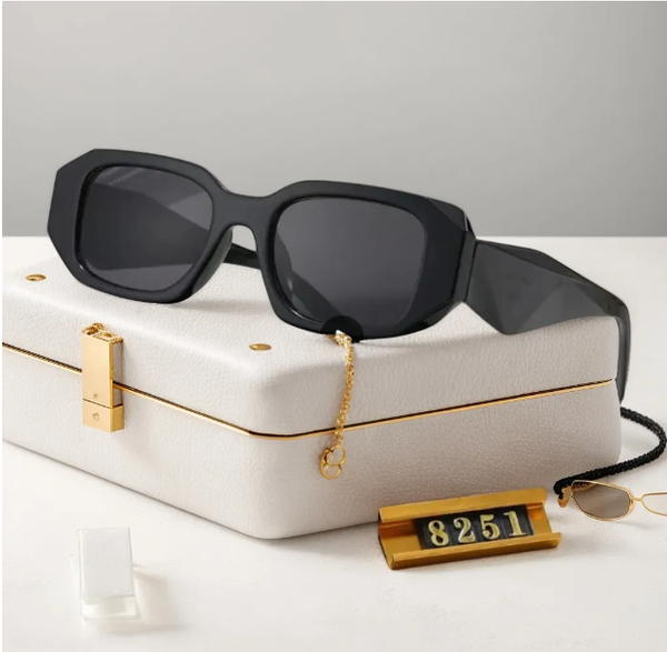 Sunglasses designer sunglasses sunglasses for women stylish Women's Designer Sunglasses - High-Quality UV Protection 3334
Sunglasses designer sunglasses sunglasses for women stylish Women's Designer Sunglasses - High-Quality UV Protection 3334