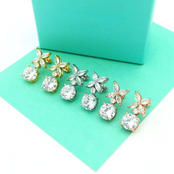 Designer Stud Earrings for Women Gold Square Round Full Diamond Four-Leaf Clover Fashion Jewelry
Designer Stud Earrings for Women Gold Square Round Full Diamond Four-Leaf Clover Fashion Jewelry