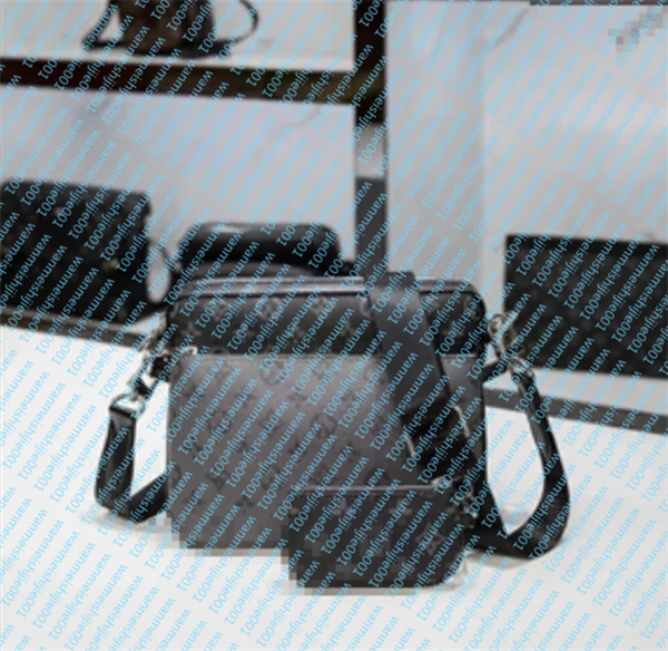 PU leather Designers Messenger Bag Mens Shoulder Bags Women Luxury Shoulder Bags Famous Trip Postman Classic Handbag Classic Messenger Purse, T14
PU leather Designers Messenger Bag Mens Shoulder Bags Women Luxury Shoulder Bags Famous Trip Postman Classic Handbag Classic Messenger Purse, T14