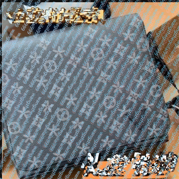 Totes Purse Crossbody Bag Purses Fashion Handbags Men Leather TRIO Messenger Bags Luxury Shoulder Make up Bag Designer Handbag Tote Man's bag, T7
Totes Purse Crossbody Bag Purses Fashion Handbags Men Leather TRIO Messenger Bags Luxury Shoulder Make up Bag Designer Handbag Tote Man's bag, T7