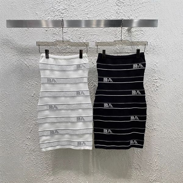 Casual Dresses Designer Full printed jacquard strapless back zipper knit slim fit versatile dress, Black
Casual Dresses Designer Full printed jacquard strapless back zipper knit slim fit versatile dress, Black
