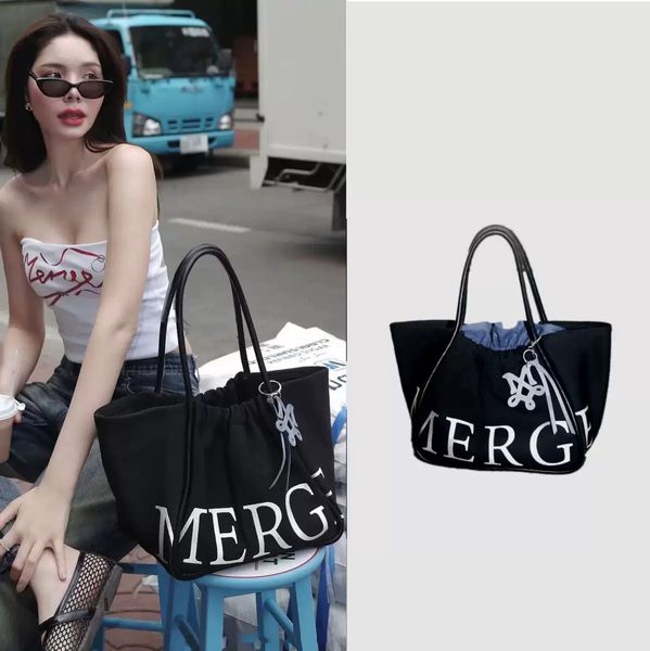 Thailand Merge Tote Bag Designer bags Abina Luxury Leather Underarm Bag fashion Commuter Bag, #2
Thailand Merge Tote Bag Designer bags Abina Luxury Leather Underarm Bag fashion Commuter Bag, #2