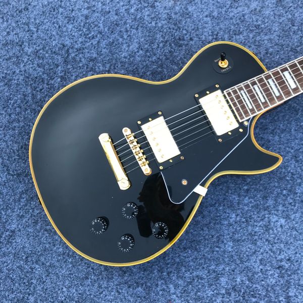 Bumblebee Stripe Guitar - Handcrafted Mahogany Body & Rosewood Fingerboard | Pro Build
Bumblebee Stripe Guitar - Handcrafted Mahogany Body & Rosewood Fingerboard | Pro Build