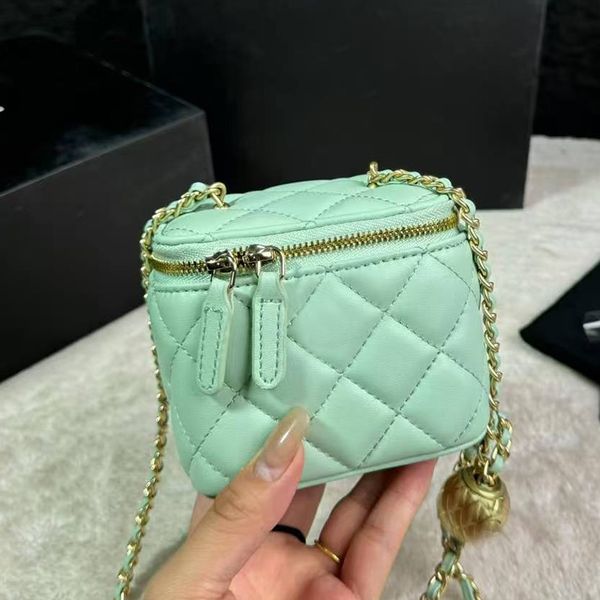 Portable Mini Box Bag Women Fashion Make Up Bag Luxury Lambskin Leather With Gold Ball Hardware Chain Cross Bags Zipper Case Cosmetic Case with Mirror Wallet 11 X10cm, Yellow
Portable Mini Box Bag Women Fashion Make Up Bag Luxury Lambskin Leather With Gold Ball Hardware Chain Cross Bags Zipper Case Cosmetic Case with Mirror Wallet 11 X10cm, Yellow