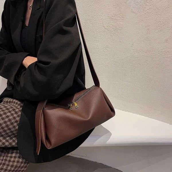 fast shipping popular women's bas 2025 new lare capacity fashionable hih-end feelin western-style versatile shoulder crossbody, Black
fast shipping popular women's bas 2025 new lare capacity fashionable hih-end feelin western-style versatile shoulder crossbody, Black