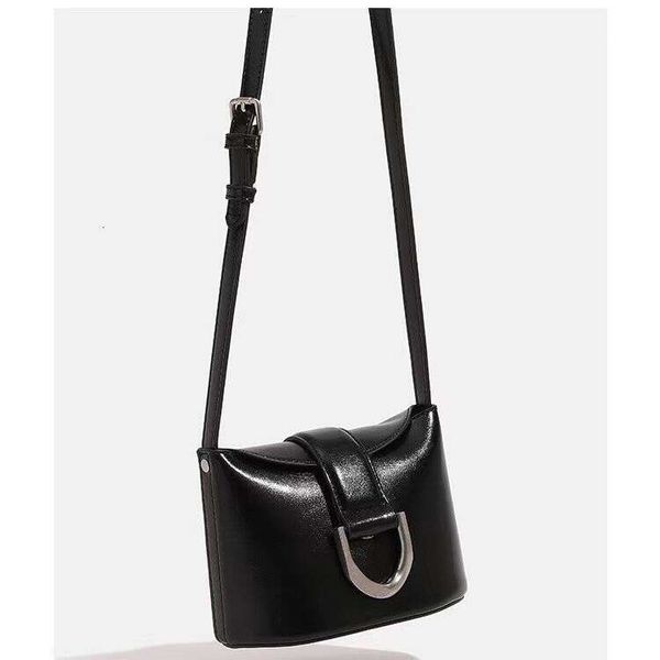 Autumn and winter French fries horseshoe 2025 mini niche bag high-end new Chinese versatile shoulder crossbody bag, Dark brown
Autumn and winter French fries horseshoe 2025 mini niche bag high-end new Chinese versatile shoulder crossbody bag, Dark brown