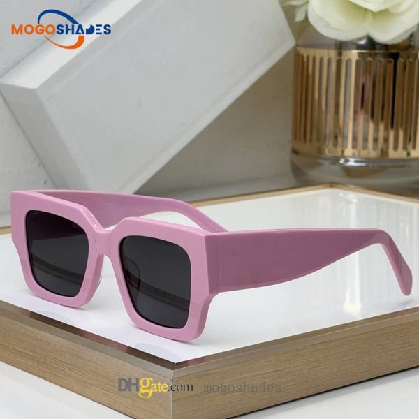 Designer Versatile sunglasses for Woman Man Goggle Beach Sun Glasses Vintage Skinny with large Travel sun glasses with box 40499
Designer Versatile sunglasses for Woman Man Goggle Beach Sun Glasses Vintage Skinny with large Travel sun glasses with box 40499