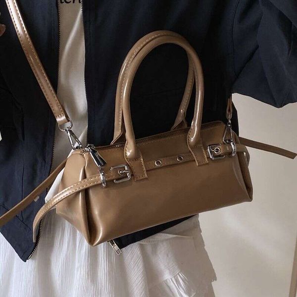 Niche Design for Women 2025 Spring Summer New Shoulder Versatile Handheld Crossbody French Stick Bag, Pink
Niche Design for Women 2025 Spring Summer New Shoulder Versatile Handheld Crossbody French Stick Bag, Pink