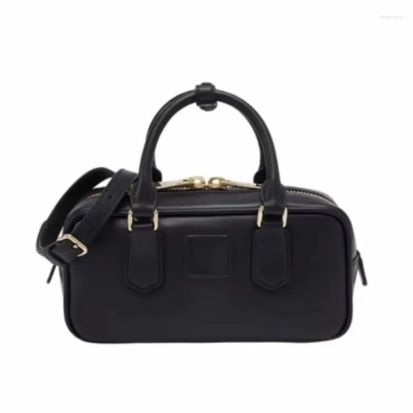 Shoulder Bags Designer Brand Woman Handbags Solid Color Large Capacity Single Bag Square Crossbody Bowling With Correct, Apricot
Shoulder Bags Designer Brand Woman Handbags Solid Color Large Capacity Single Bag Square Crossbody Bowling With Correct, Apricot