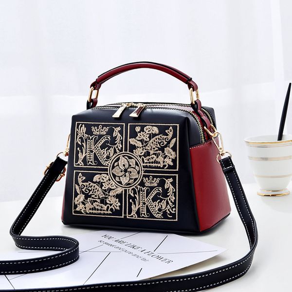 A new fashionable embroidered one-shoulder crossbody pillow bag for women carrying small bags in Boston 2025, White
A new fashionable embroidered one-shoulder crossbody pillow bag for women carrying small bags in Boston 2025, White
