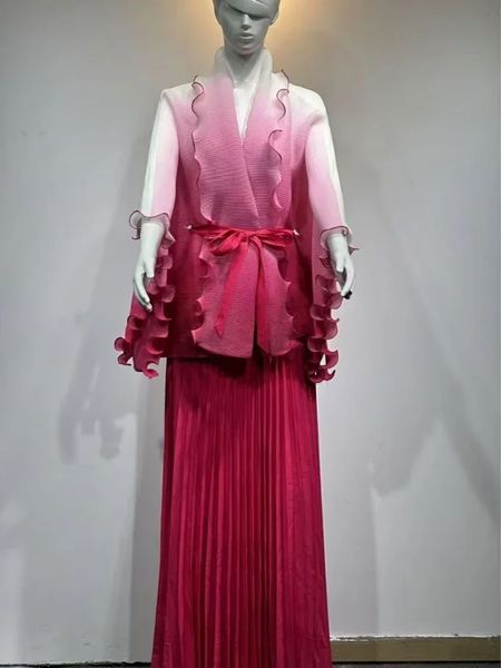 Gradient Pleated 2 … - image