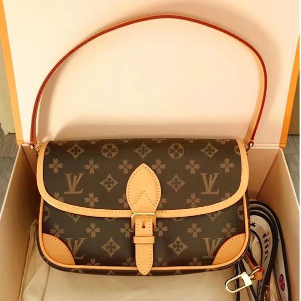 Designer Shoulder B…