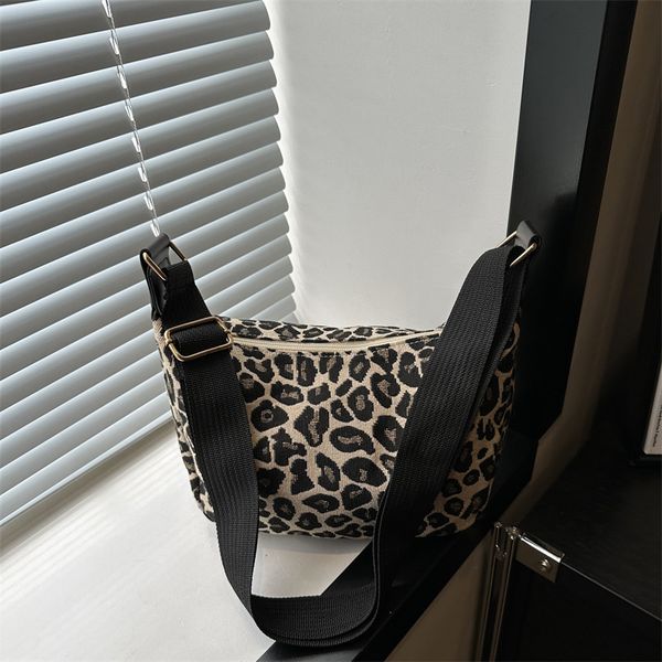 Bag, Crossbody 2025…