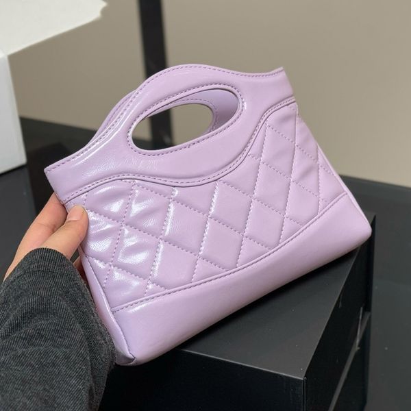 31bag Luxury Handbag Designer Womens Shoulder Bag Genuine Leather Checkered Pattern Gold Hardware Metal Buckle Matelasse Chain Crossbody Bags Makeup Sacoche 23cm, Black
31bag Luxury Handbag Designer Womens Shoulder Bag Genuine Leather Checkered Pattern Gold Hardware Metal Buckle Matelasse Chain Crossbody Bags Makeup Sacoche 23cm, Black