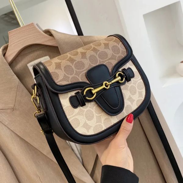 Designer bag Fashion Shoulder Bag Luxury Bag Crossbody Purse Designer 2025 popular printed single shoulder crossbody bag premium texture for women, #8
Designer bag Fashion Shoulder Bag Luxury Bag Crossbody Purse Designer 2025 popular printed single shoulder crossbody bag premium texture for women, #8