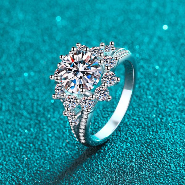 Elegant S925 Sterling Silver 3ct Moissanite Ring with PT950 Gold Plating - Luxury Engagement Ring for Women with Timeless Design
Elegant S925 Sterling Silver 3ct Moissanite Ring with PT950 Gold Plating - Luxury Engagement Ring for Women with Timeless Design