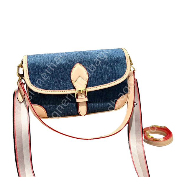 Shoulder bag Tasche Designer bag 2025 Tote Bag Luxury Bag Crossbody Bag Underarm bag Handbag Bags The highest quality factory Wholesale 3A+ luxurys Genuine handbags, #4
Shoulder bag Tasche Designer bag 2025 Tote Bag Luxury Bag Crossbody Bag Underarm bag Handbag Bags The highest quality factory Wholesale 3A+ luxurys Genuine handbags, #4