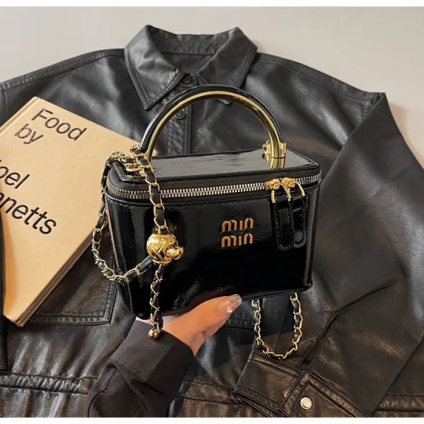 Designer bag Shoulder Bag Fashion Luxury Bag Crossbody Purse 2025 leather messenger designer summer casual mouth red envelope shoulder bag NEW hot super ootd, #coffee
Designer bag Shoulder Bag Fashion Luxury Bag Crossbody Purse 2025 leather messenger designer summer casual mouth red envelope shoulder bag NEW hot super ootd, #coffee