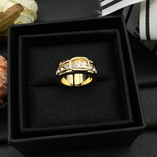 Designer Ring Letter Ring Fashion Flower Rings Luxury 18K Gold Plated Jewelry Wedding
Designer Ring Letter Ring Fashion Flower Rings Luxury 18K Gold Plated Jewelry Wedding