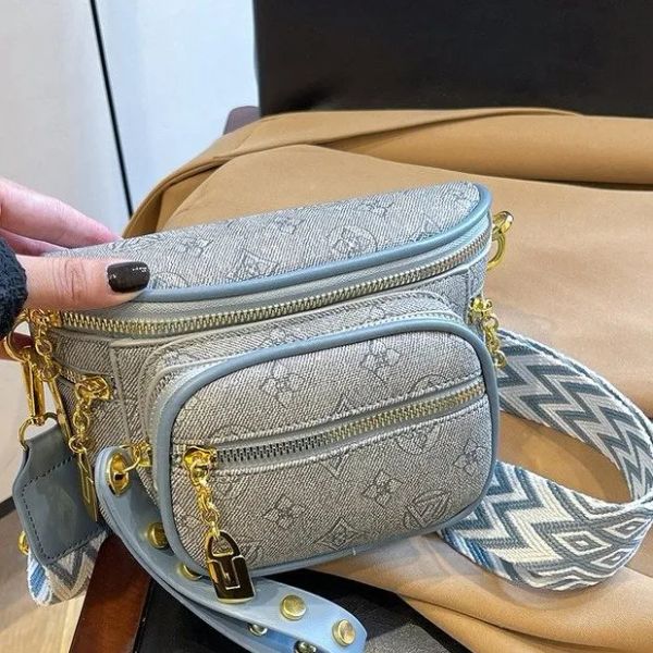 Designer bag Shoulder Bag Fashion Luxury Bag Crossbody Designer Purse cross-body shoulder bag chest bag waist bag women with soft leather bag printed bag women, Blue#
Designer bag Shoulder Bag Fashion Luxury Bag Crossbody Designer Purse cross-body shoulder bag chest bag waist bag women with soft leather bag printed bag women, Blue#