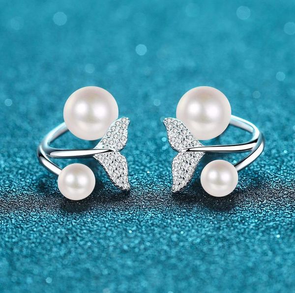 New S925 Sterling Silver Mermaid Tail Earrings with Freshwater Pearls and Moissanite Stones Two-Wear Fashion Jewelry for Women
New S925 Sterling Silver Mermaid Tail Earrings with Freshwater Pearls and Moissanite Stones Two-Wear Fashion Jewelry for Women