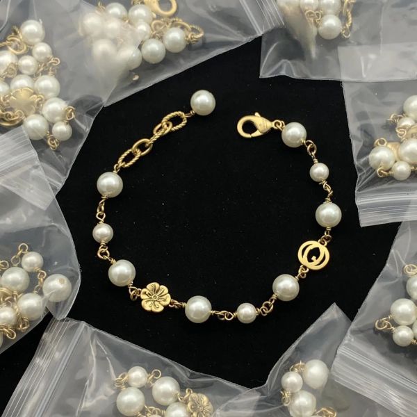 Designer Bracelet Stainless Steel Bangle Bangle Classic Crystal Bracelets Designer Women Jewelry Party Gift
Designer Bracelet Stainless Steel Bangle Bangle Classic Crystal Bracelets Designer Women Jewelry Party Gift