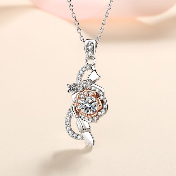 925 Sterling Silver Rose Pendant Necklace with Moissanite Stone, PT950 Gold Plated Elegant Split Color Design for Women Daily Wear
925 Sterling Silver Rose Pendant Necklace with Moissanite Stone, PT950 Gold Plated Elegant Split Color Design for Women Daily Wear