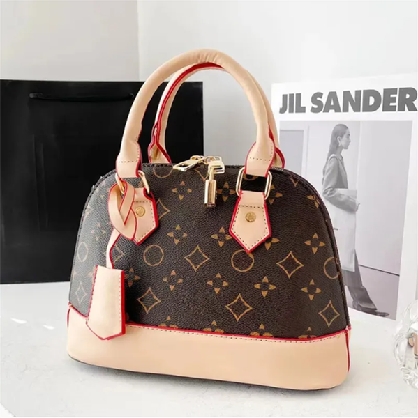 Classic Lady handbag Fashion Bags Shoulder Bags for Women Brown Checkerboard luxury designer shell messenger Purse Crossbody Bag
Classic Lady handbag Fashion Bags Shoulder Bags for Women Brown Checkerboard luxury designer shell messenger Purse Crossbody Bag