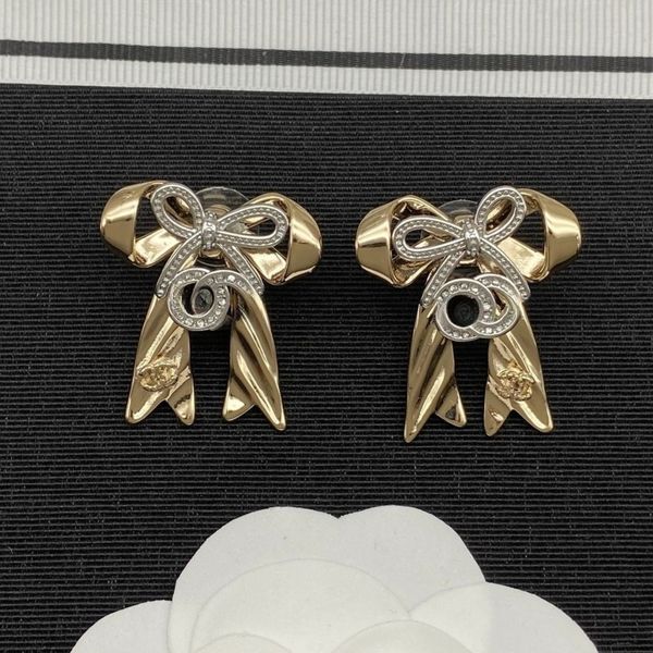 Fashion Women Earrings Loop Drop Ear Stud Gold Plated Copper Earrings Fashion Women Letter Crystal Rhinestone Pearl Womens Wedding Design Jewelry Gifts
Fashion Women Earrings Loop Drop Ear Stud Gold Plated Copper Earrings Fashion Women Letter Crystal Rhinestone Pearl Womens Wedding Design Jewelry Gifts