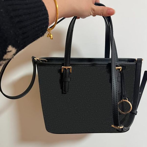 2025 Bucket Bag Cla… - image