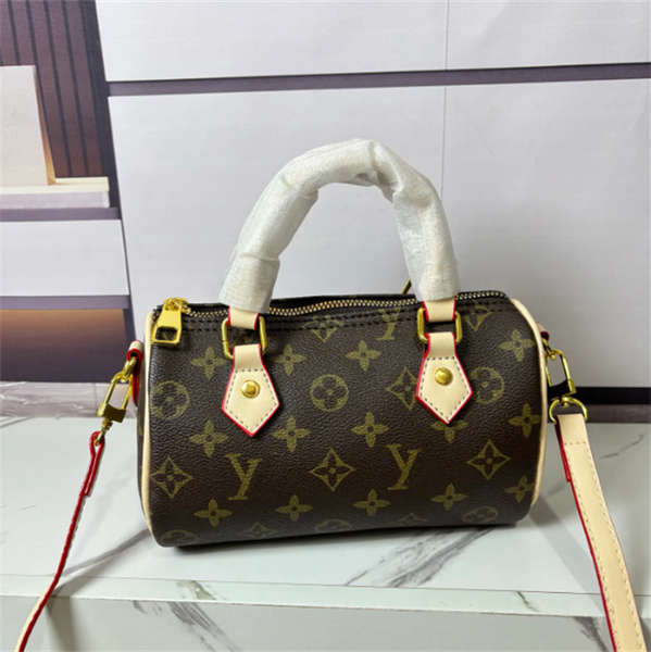 High Quality duffle bag Designers Duffel Bags luggage Travelling Bag High Women large capacity luggage bag baggage waterproof handbag Casual Travel Bags, 2#
High Quality duffle bag Designers Duffel Bags luggage Travelling Bag High Women large capacity luggage bag baggage waterproof handbag Casual Travel Bags, 2#