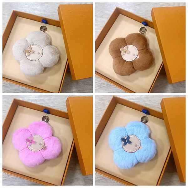 Luxury Keychains Designer Bag Hangings Leather Sunflower Keychains Unisex Bag Charm Car Key Holders for Men and Women Steel Hardware Couples Gifts High Quality
Luxury Keychains Designer Bag Hangings Leather Sunflower Keychains Unisex Bag Charm Car Key Holders for Men and Women Steel Hardware Couples Gifts High Quality