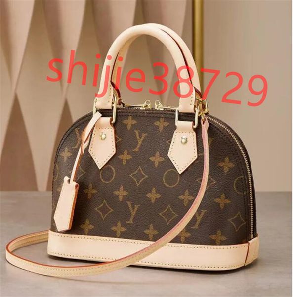 12A High quality New almas bb Womens crossbody shoulder Original designer handbag leather chain bag luxury tote Classic shell ba, Dark navy
12A High quality New almas bb Womens crossbody shoulder Original designer handbag leather chain bag luxury tote Classic shell ba, Dark navy