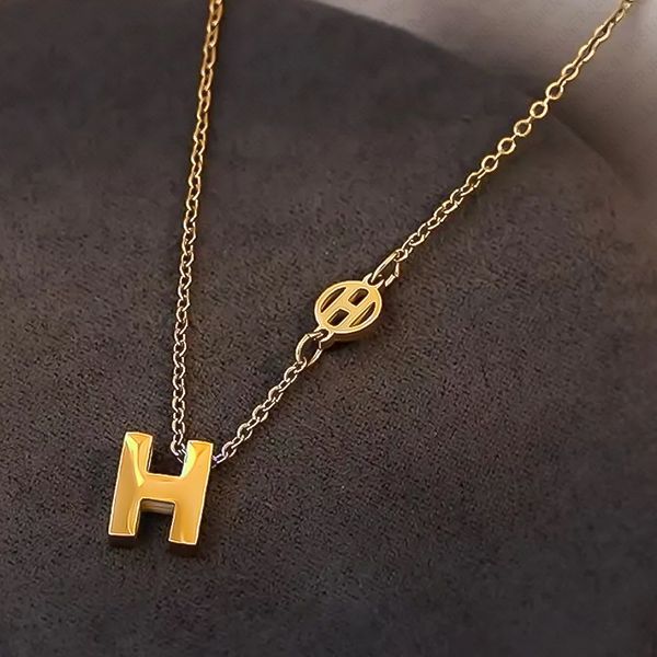 Designer Necklace Necklace for Women Letter Initial Necklaces Gold Chain Layered Luxury Jewlery Designer for Women Elegant Timeless Pendant Gift Sparkling
Designer Necklace Necklace for Women Letter Initial Necklaces Gold Chain Layered Luxury Jewlery Designer for Women Elegant Timeless Pendant Gift Sparkling