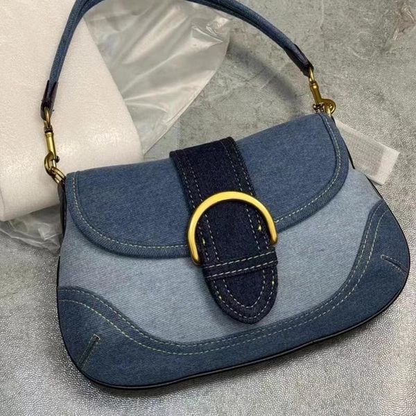 Luxury Underarms Sh…