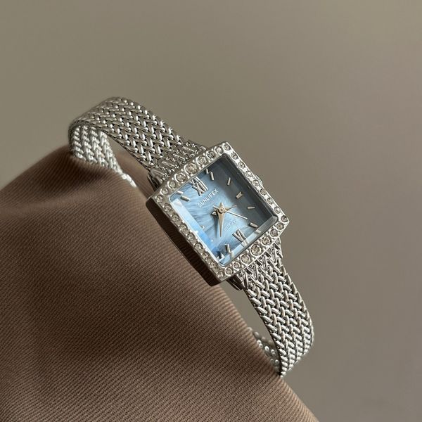 SUNLIFEX Blue Mother-of-Pearl Dial Wristwatch with Wheat-Strap - Women's Retro Luxurious Fashion, Exquisite Diamond Accents (Wholesale)