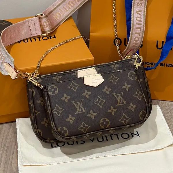 louiisvuiition bag Designer bag Neverf Luxury bag coin purse Brown five in one key bag Women's crossbody bag High-quality chain shoulder bag Printed leather armpit bag, L-8-24cm
louiisvuiition bag Designer bag Neverf Luxury bag coin purse Brown five in one key bag Women's crossbody bag High-quality chain shoulder bag Printed leather armpit bag, L-8-24cm