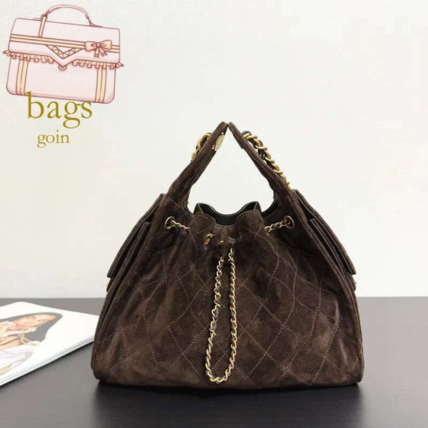 25A Suede Hobo Luxury Designer Chain Shoulder Tote Genuine Leather Bucket Crossbody Beach Woolen Hip Hop Style Bags