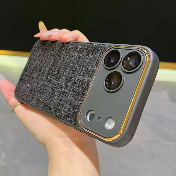 Fashion Flannel Warm Woven Case For iPhone 17 — compare prices at CompareOffers
