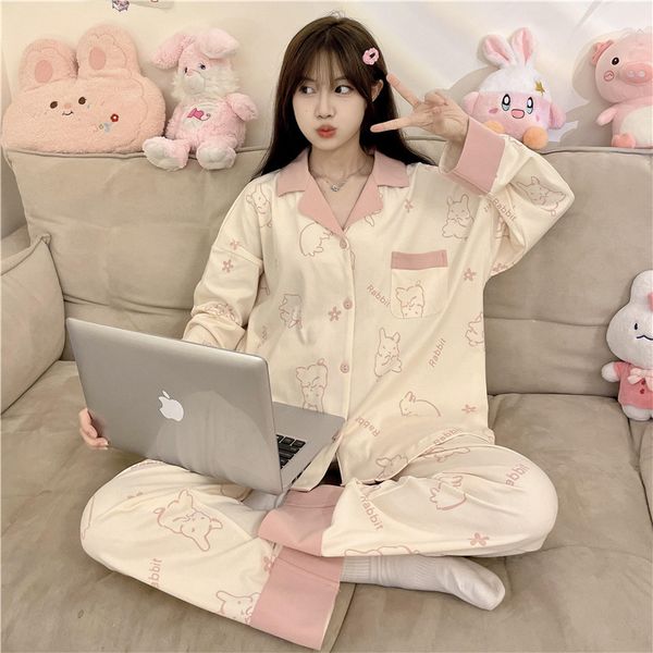 B1248-Chic & Cuttin…