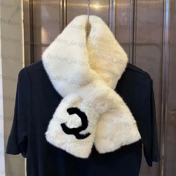 designer scarf Soft earmuff Faux Fur Winter neckerchief Women Thick Plush Wrap with Fashion Emblem Warm Shawl for Christmas Gift Cold Weather Outfit Accessory
designer scarf Soft earmuff Faux Fur Winter neckerchief Women Thick Plush Wrap with Fashion Emblem Warm Shawl for Christmas Gift Cold Weather Outfit Accessory