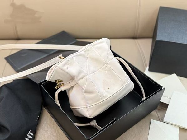 A707-AAA Lined Port…