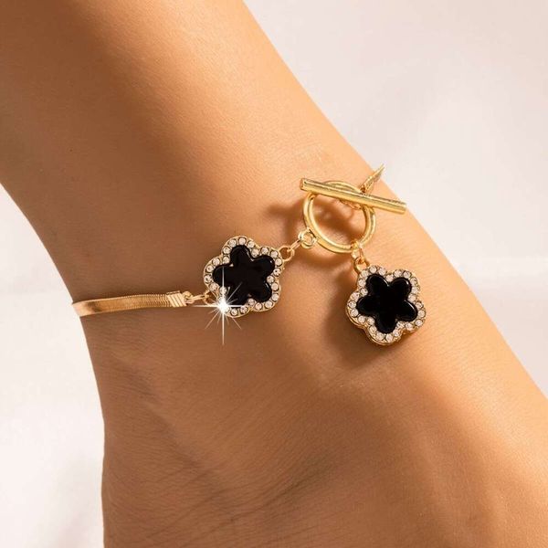 Bracelets Simple Elegant Vacation Exquisite Temperament Black Rhinestone Flower Anklet High End Versatile Women S Foot Jewellery Visionice